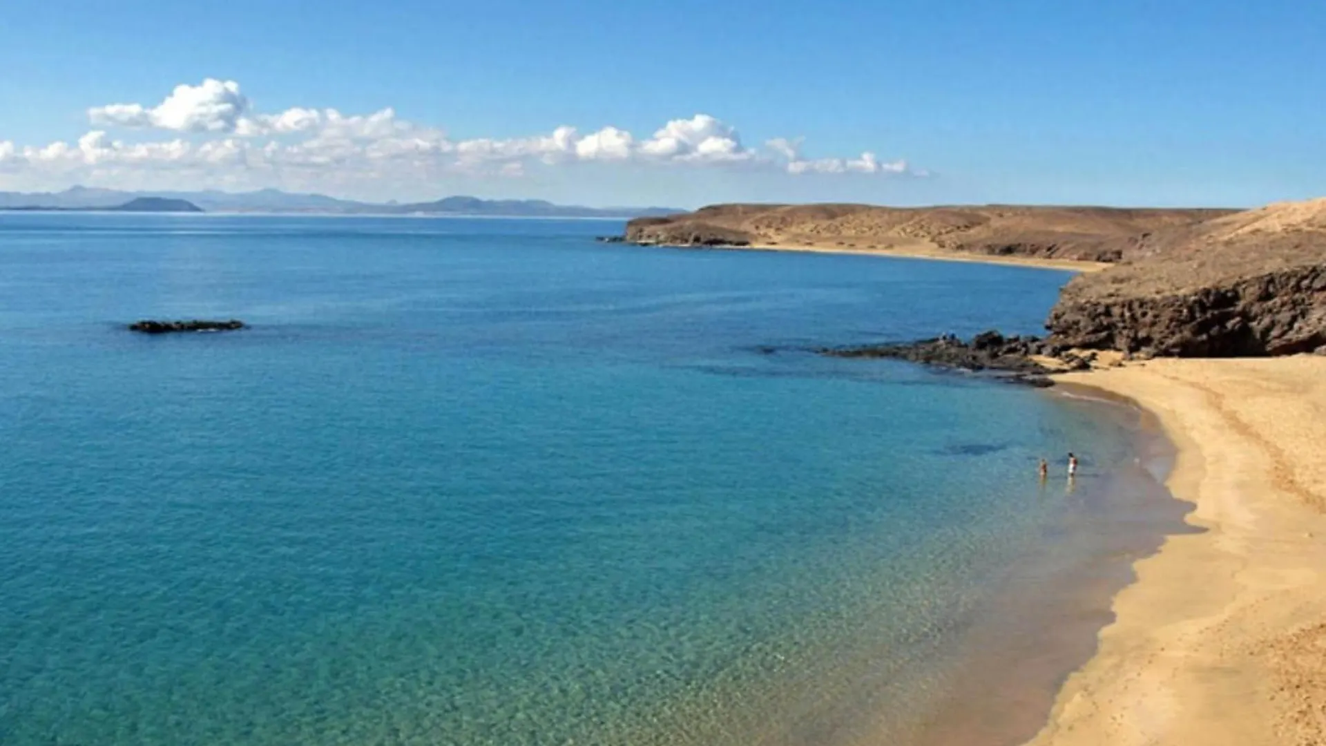 Modern Los Mojones Villa 3 Bedrooms Private Heated Pool Villa Marcus Puerto Del Carmen  Пуэрто дель Кармен
